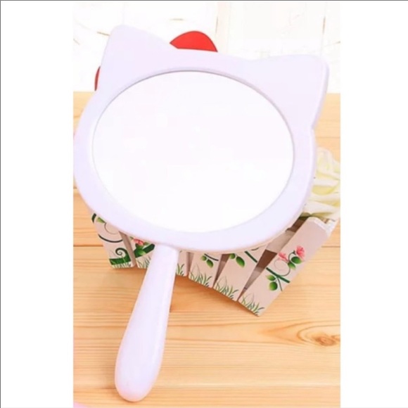 Hello Kitty hand mirror - Picture 3 of 4